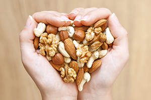 6 Types Of Nuts That Slash Your LDL Cholesterol Level