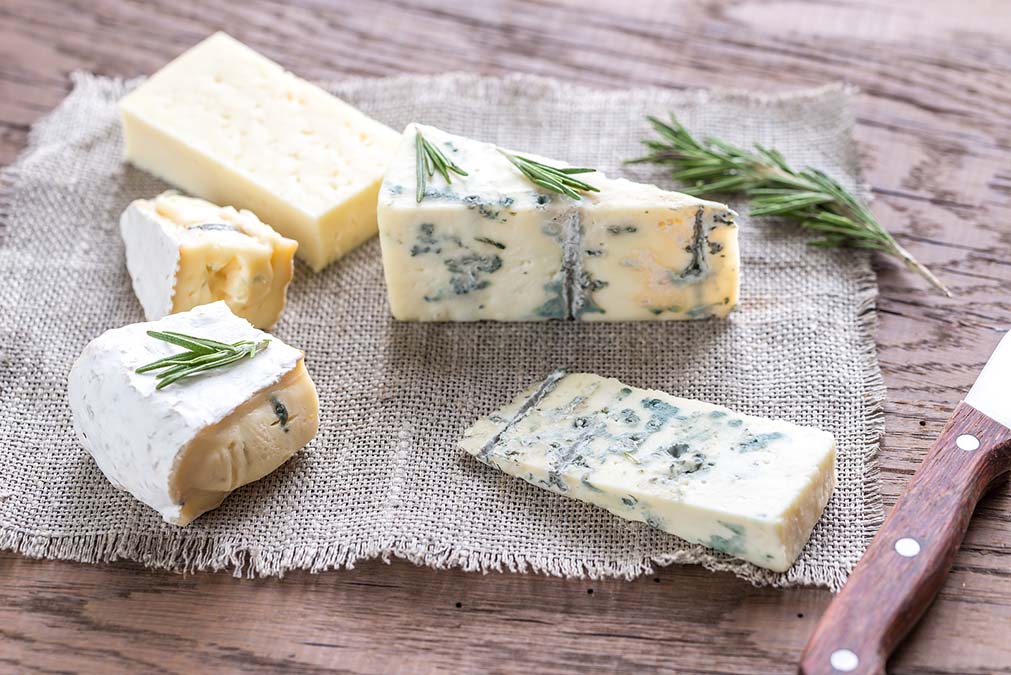 This Strong Cheese Stops Alzheimer’s and Keeps You Young